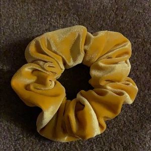 Selling theses 3 dollars each